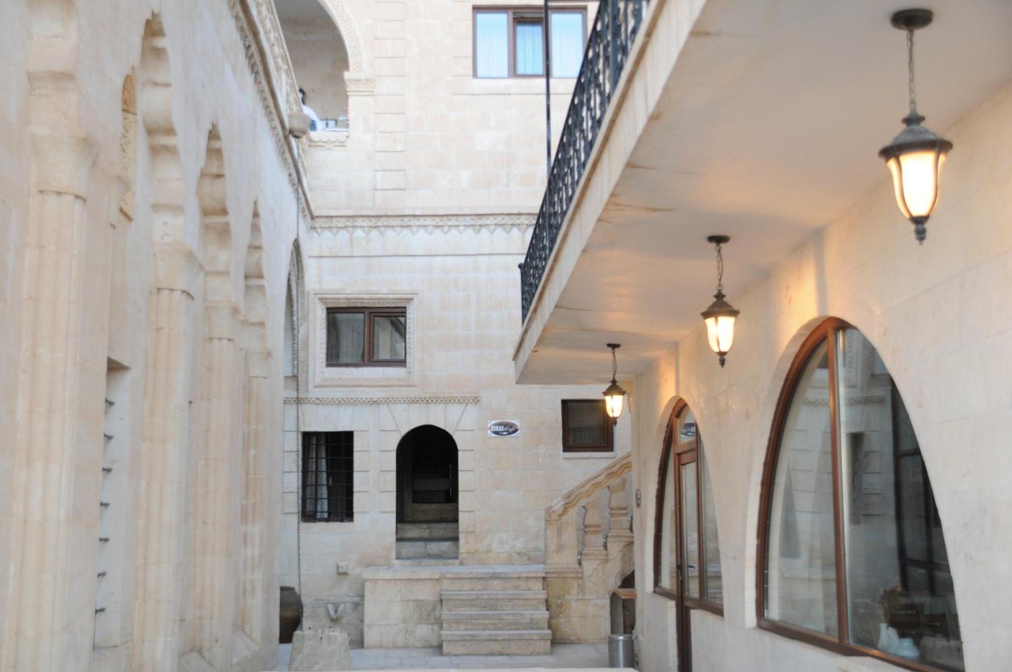 מרדין Zinciriye Hotel מראה חיצוני תמונה