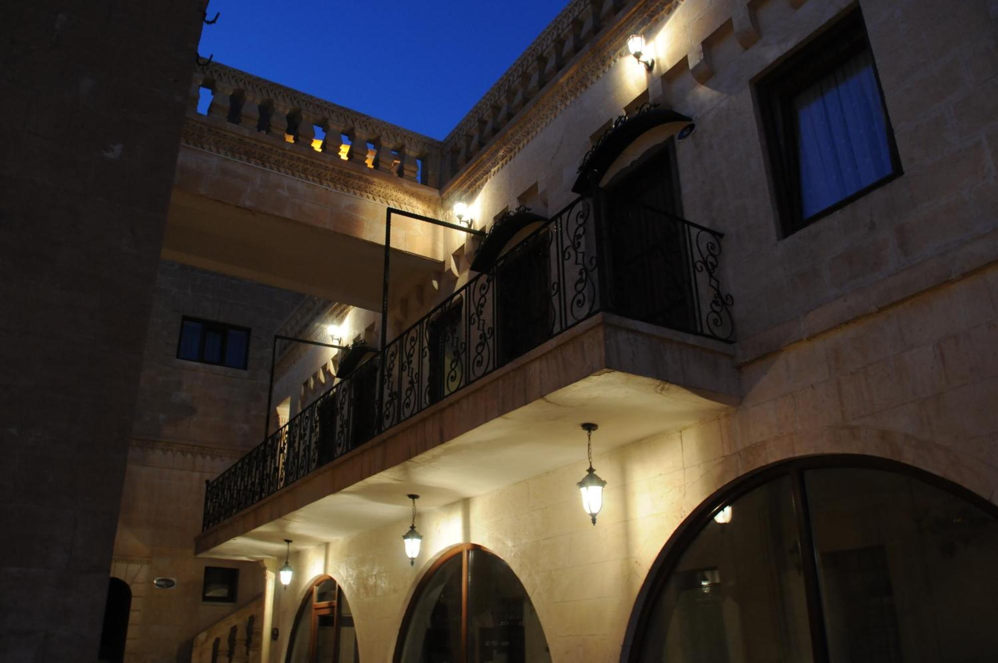 מרדין Zinciriye Hotel מראה חיצוני תמונה
