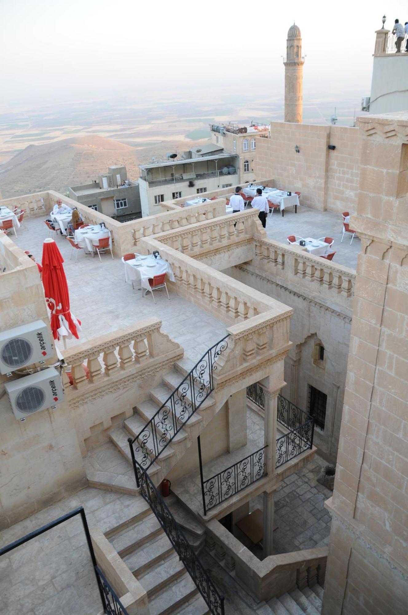 מרדין Zinciriye Hotel מראה חיצוני תמונה