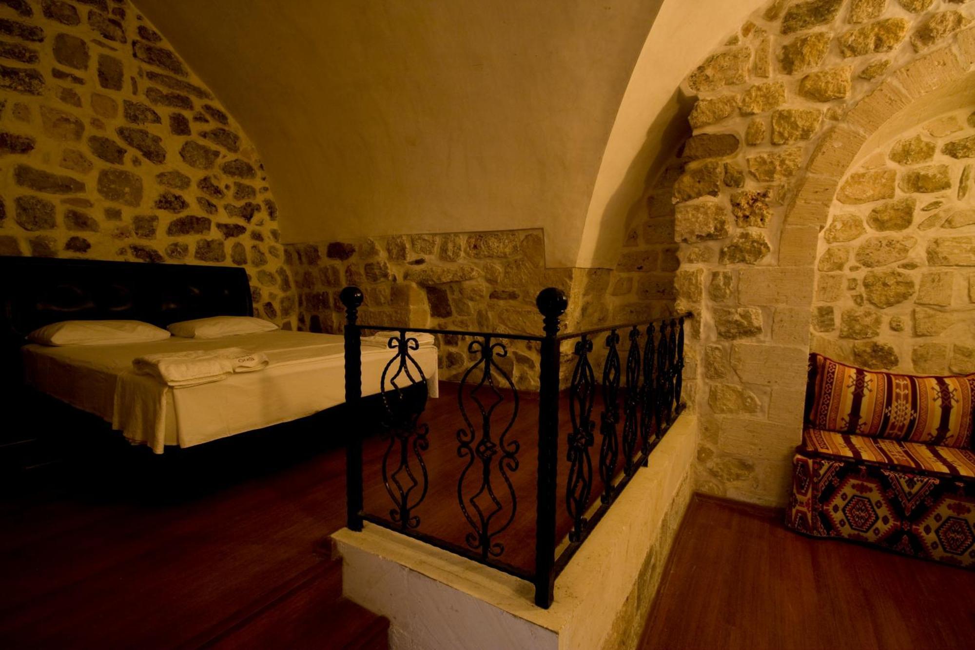 מרדין Zinciriye Hotel מראה חיצוני תמונה